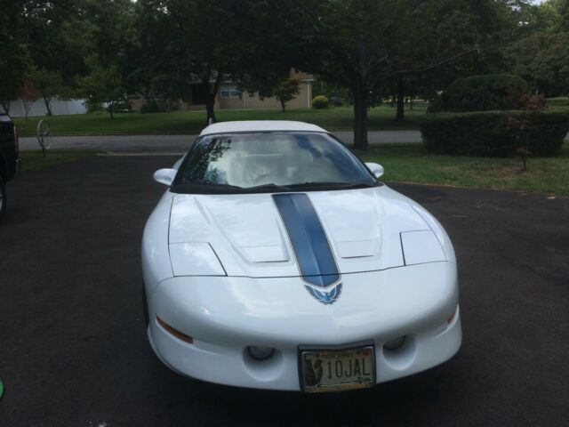 1994 Pontiac Trans Am 25th Anniversary Convertible - photo 6