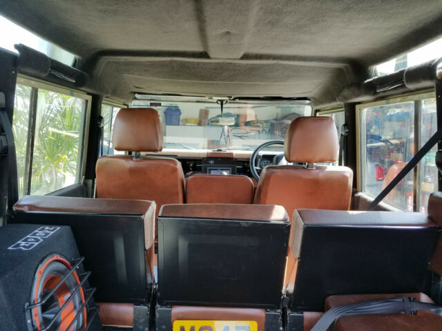 1994 Land Rover Defender wagon - photo 12