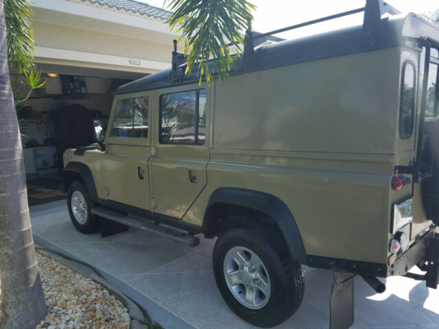 1994 Land Rover Defender wagon - photo 4