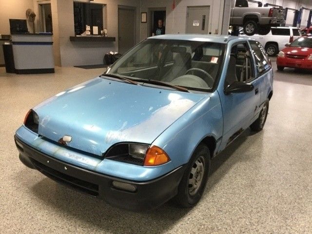 1994 Geo Metro Base Hatchback 2-Door - photo 8