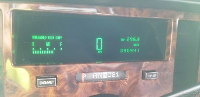 1994 Cadillac Fleetwood - photo 11