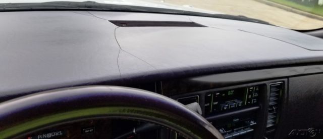 1994 Cadillac Fleetwood - photo 12