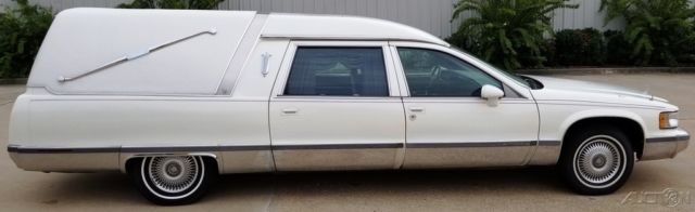 1994 Cadillac Fleetwood - photo 3