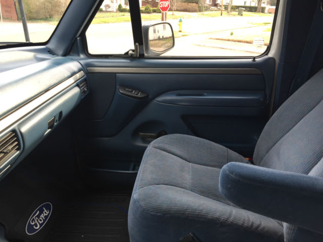 1994 Ford Bronco XLT - photo 12