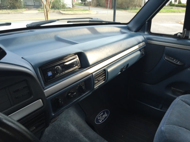 1994 Ford Bronco XLT - photo 13