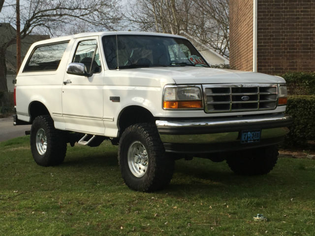 1994 Ford Bronco XLT - photo 4