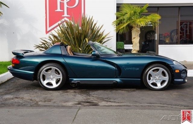 1994 Dodge Viper RT-10 Roadster - photo 3