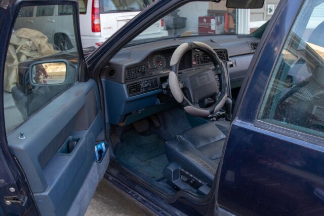 1994 Volvo 850 Base 4-door sedan - photo 7