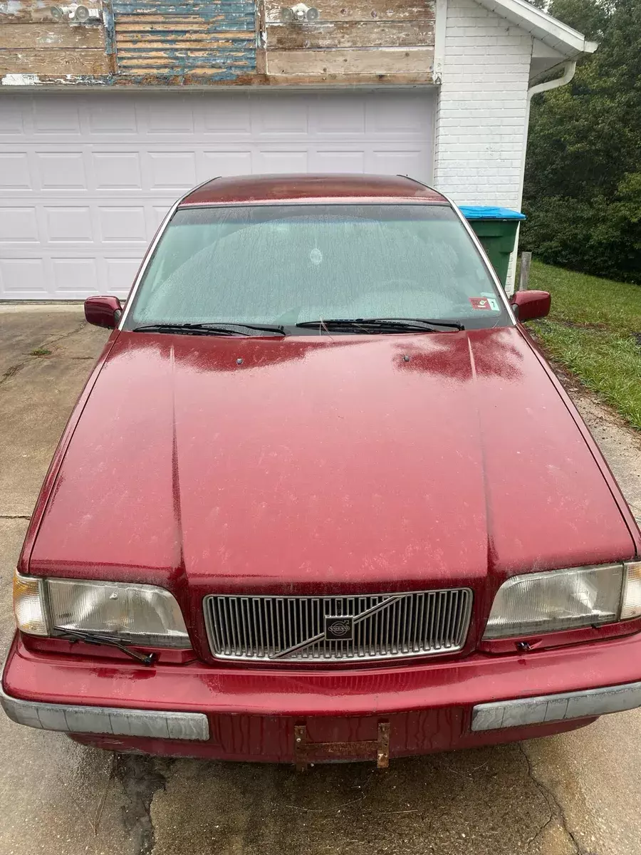 1994 Volvo 850 Red FWD Automatic 1994 Volvo 850