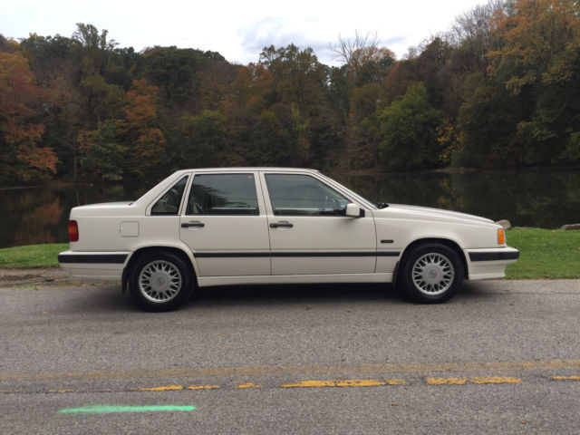 1994 Volvo 850 base - photo 2