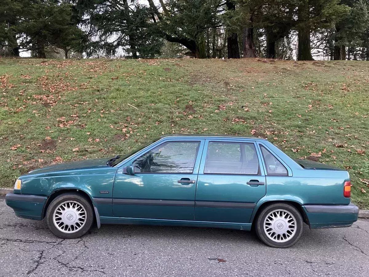 1994 Volvo 850 Sedan Green 1994 Volvo 850