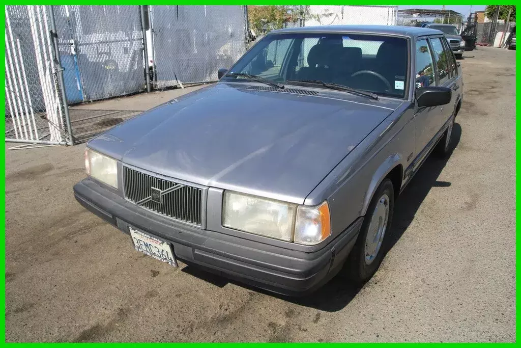 1994 Volvo 940 2.3 l 4 Cylinder Turbo NO RESERVE 1994 Volvo 940 Level I