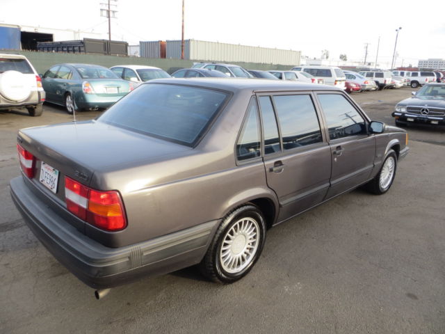 1994 Volvo 940 Base - photo 7