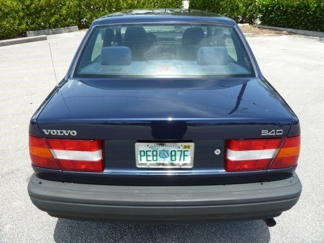 1994 Volvo 940 Turbo Sedan 4D - photo 10