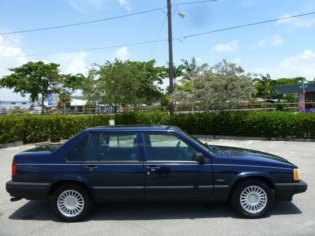 1994 Volvo 940 Turbo Sedan 4D - photo 12