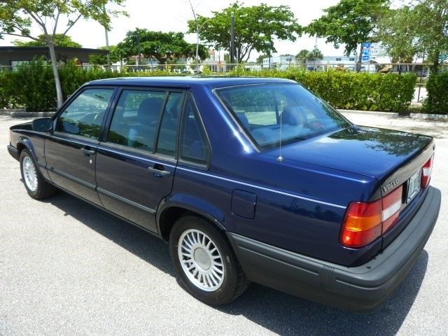 1994 Volvo 940 Turbo Sedan 4D - photo 5