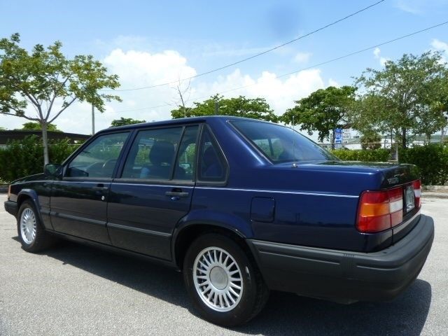 1994 Volvo 940 Turbo Sedan 4D - photo 7