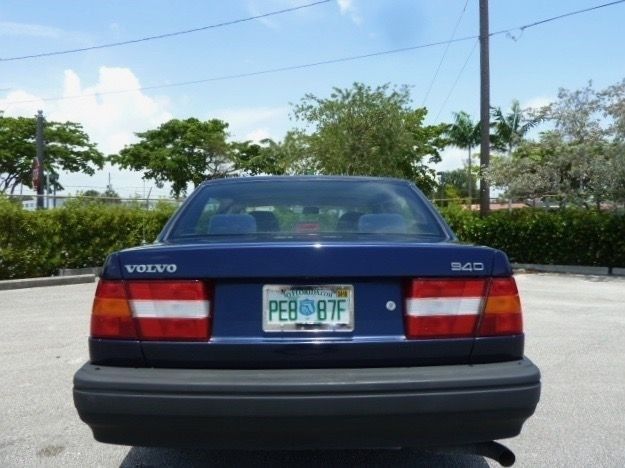 1994 Volvo 940 Turbo Sedan 4D - photo 9