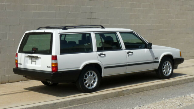 1994 Volvo 940 Wagon - photo 4