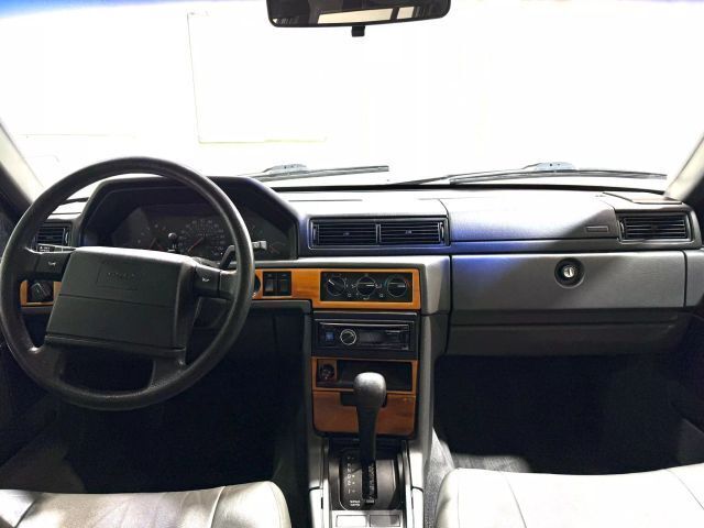 1994 Volvo 940 Turbo Sedan 4D - photo 12