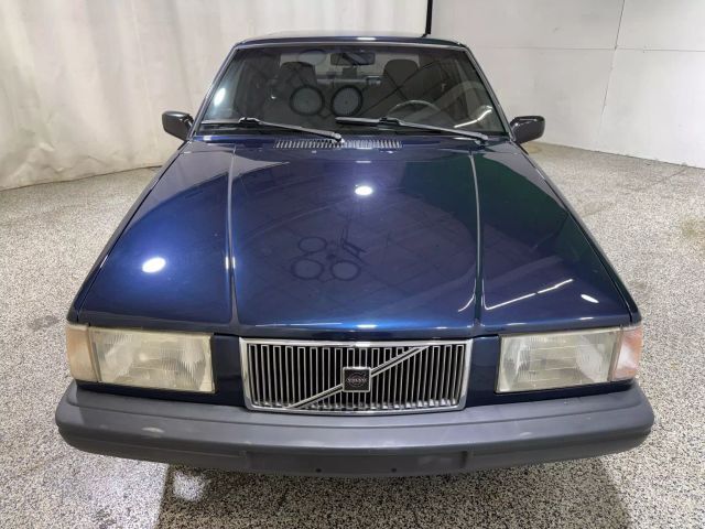 1994 Volvo 940 Turbo Sedan 4D - photo 2