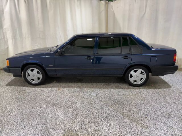 1994 Volvo 940 Turbo Sedan 4D - photo 4
