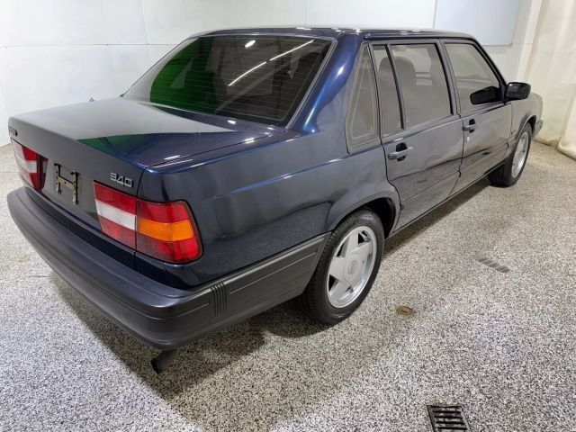 1994 Volvo 940 Turbo Sedan 4D - photo 8