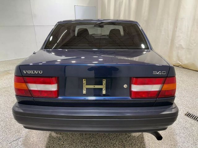 1994 Volvo 940 Turbo Sedan 4D - photo 9