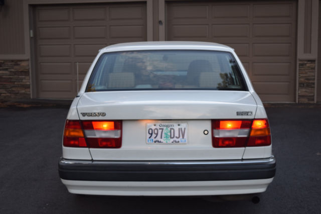 1994 Volvo 960 Sedan 4-Door - photo 5