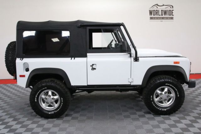 1994 Land Rover Defender OVER THE TOP BUILD LS CONVERSION! AUTO - photo 10