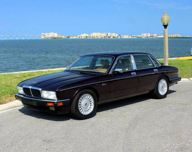 1994 Jaguar XJ12 XJ12 4dr Sedan - photo 4