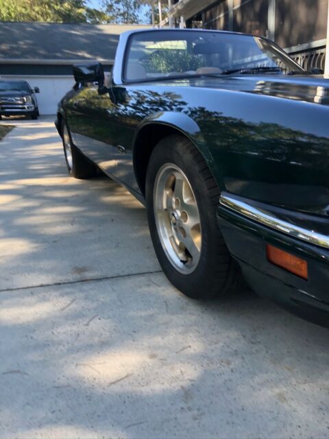 1994 XJS V-12 6.0 L 1994 Jaguar XJS