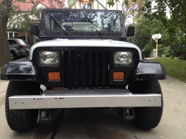 1994 YJ Jeep Wrangler 4.0L 4x4 soft top 1994 Jeep Wrangler SE Sport Utility 2-Door