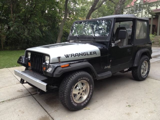1994 Jeep Wrangler SE Sport Utility 2-Door - photo 7