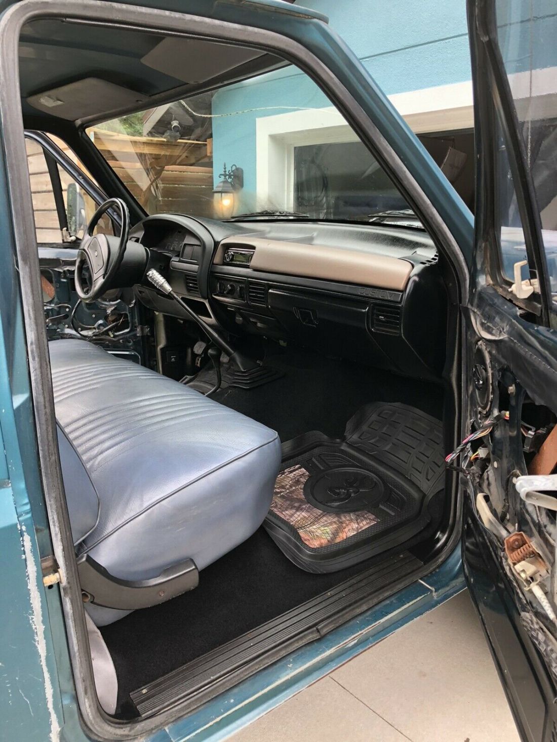 1994 Ford F-350 - photo 12