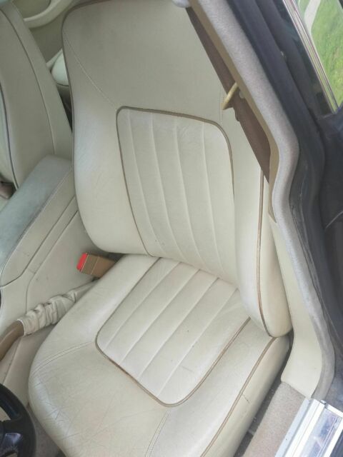 1994 Jaguar XJ12 - photo 3