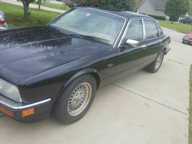 1994 Jaguar XJ12 - photo 7