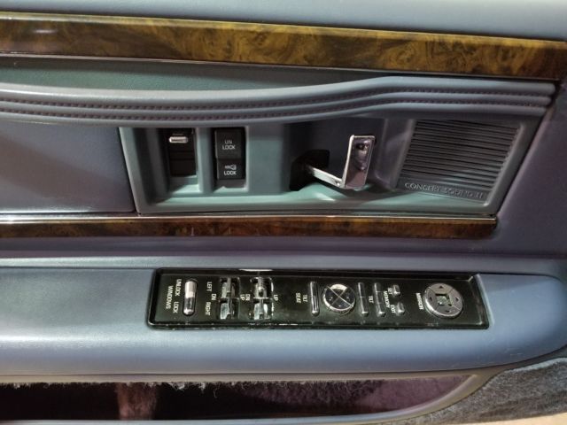1995 Buick Roadmaster limited - photo 12