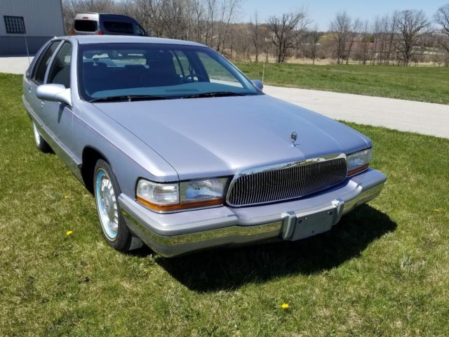 1995 Buick Roadmaster limited - photo 3