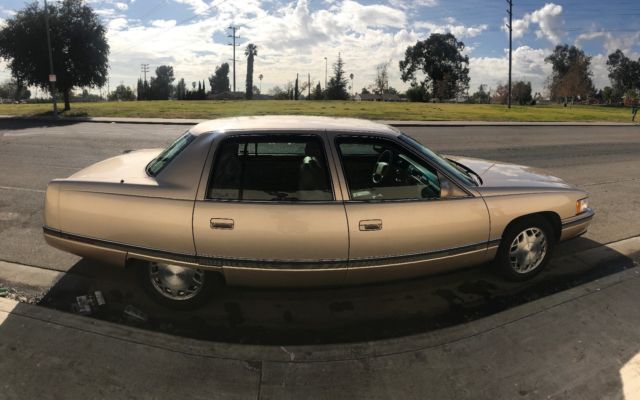 1995 Cadillac DeVille Concours - photo 2