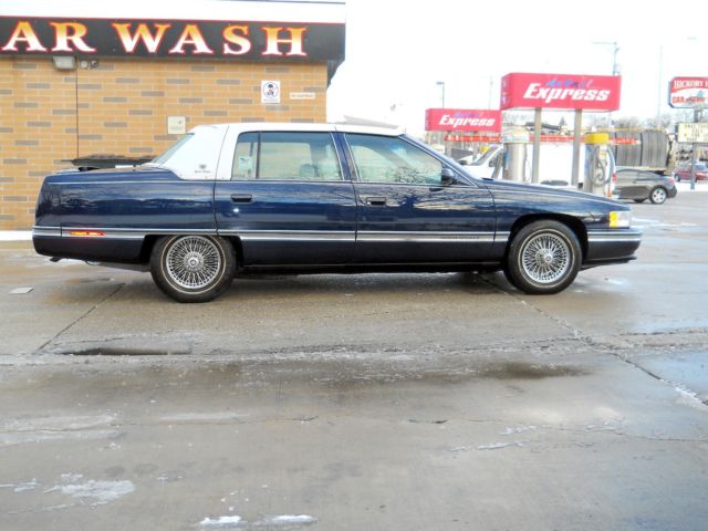 1995 Cadillac DeVille - photo 2