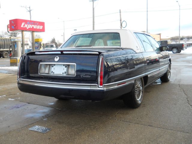 1995 Cadillac DeVille - photo 8
