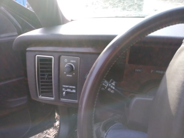 1995 Cadillac Fleetwood BROUGHAM - photo 11