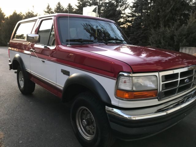 1995 ford bronco XLT Beautiful Two Tone Paint 1994 Ford Bronco XLT