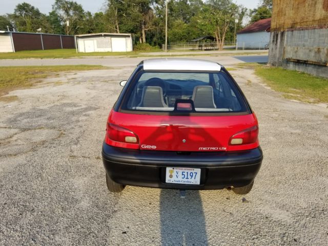 1995 Geo Metro LSi Hatchback 2-Door - photo 6