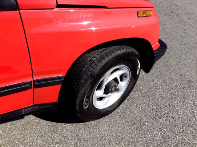 1995 Geo Tracker HardTop 4X4 - photo 4