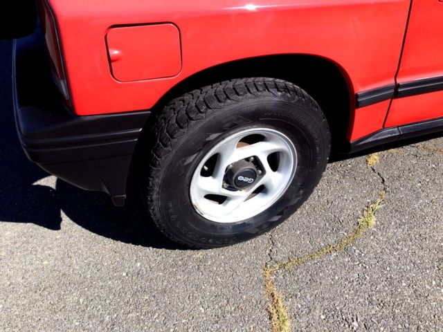 1995 Geo Tracker HardTop 4X4 - photo 5