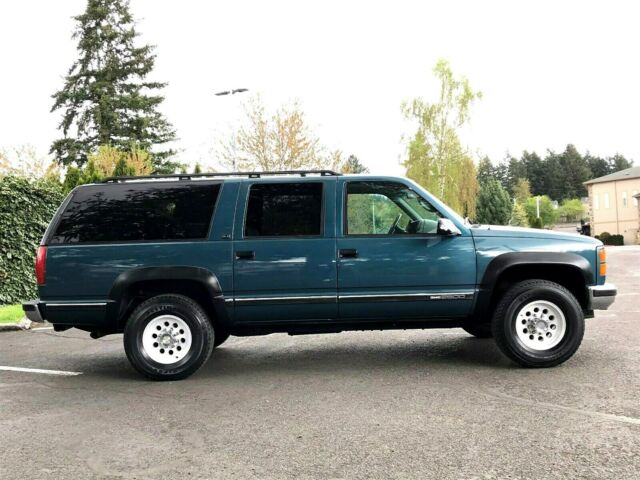 1994 Chevrolet Suburban LS - photo 5