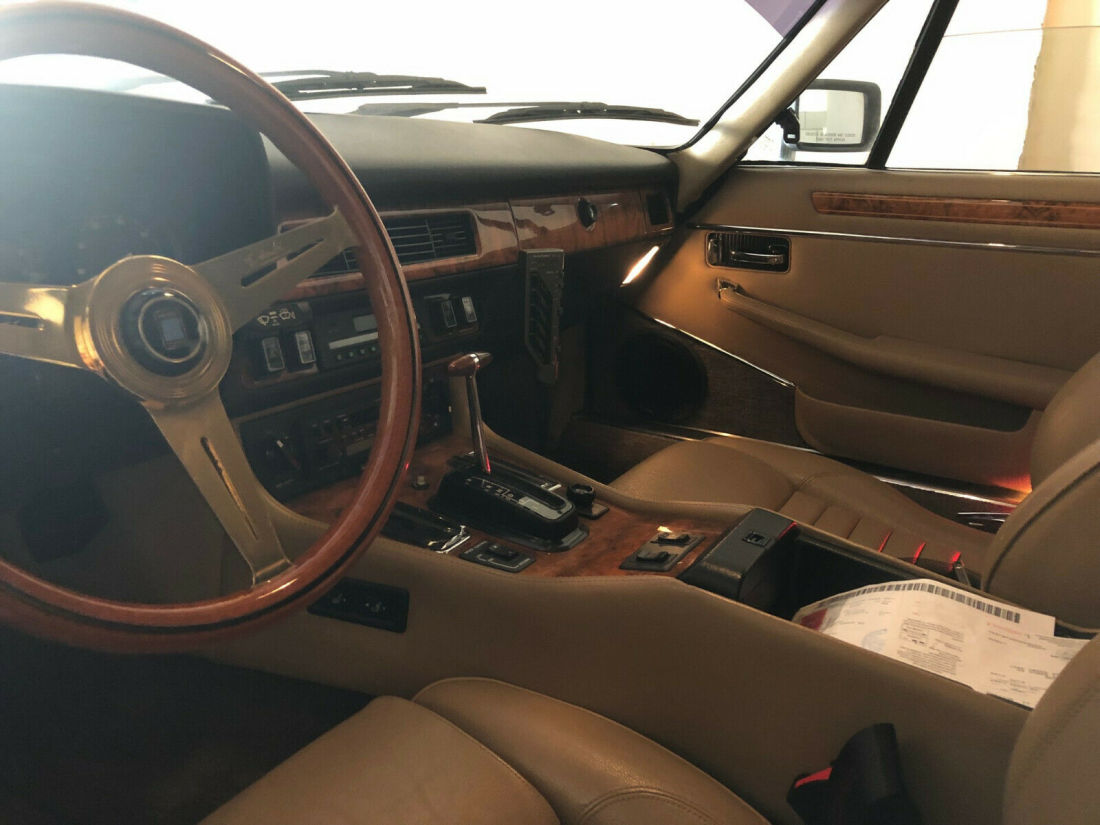 1989 Jaguar XJ - photo 8