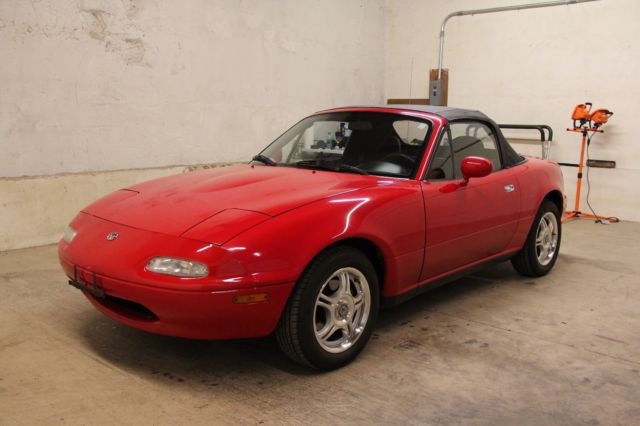 1995 Mazda Miata 1.8L Manual w/ ONLY 61K Miles 1995 Mazda MX-5 Miata